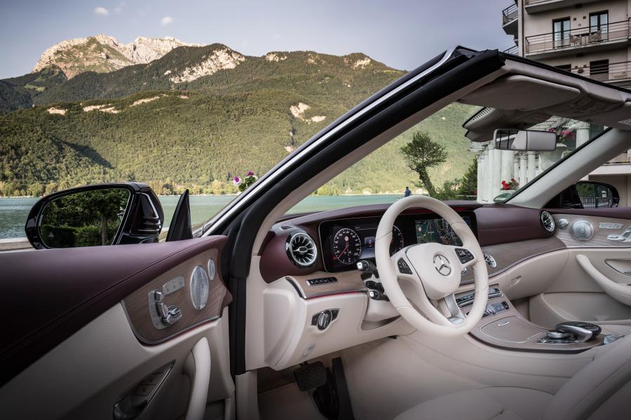  Mercedes-Benz E400 Cabriolet 25th Anniversary 2017 года  (WW) (фото 41 из 44)